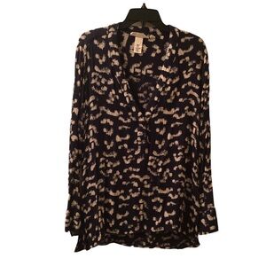 H&M LOGG Blue and White Long Sleeved V-Neck Blouse 14